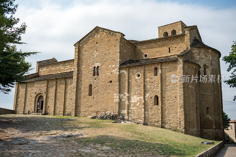 意大利建筑:Cattedrale di San Leone, San Leo